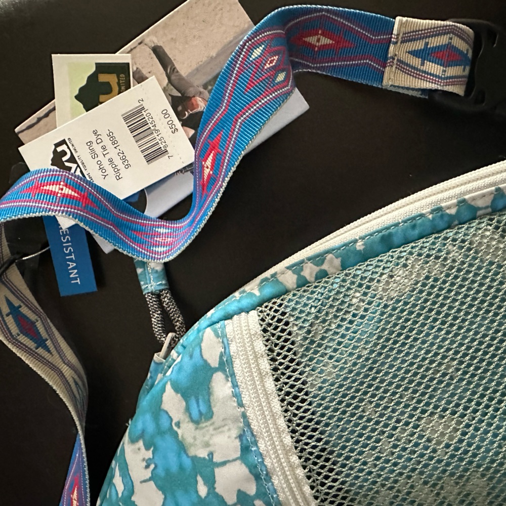 NWT KAVU Crossbody Yoho Sling Ripple Tie Dye
